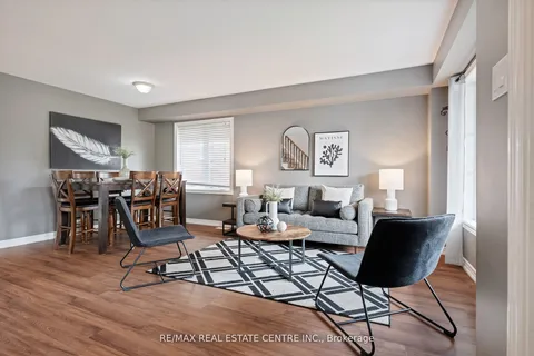 6 Maude Court, ON L9W 0A3