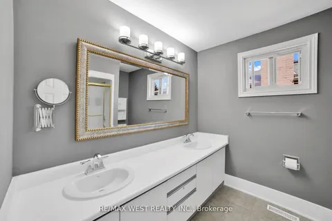 339 Parklane Road, ON L6H 4J4