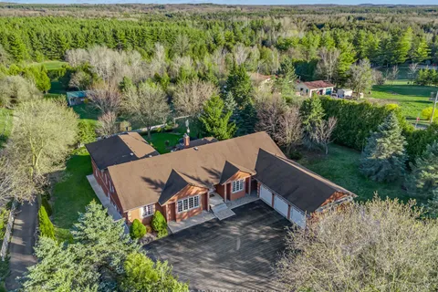 3100 30 Side Road, ON N0B 2K0