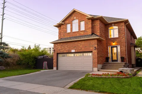 2415 Valley Heights Crescent, ON L6H 6X2