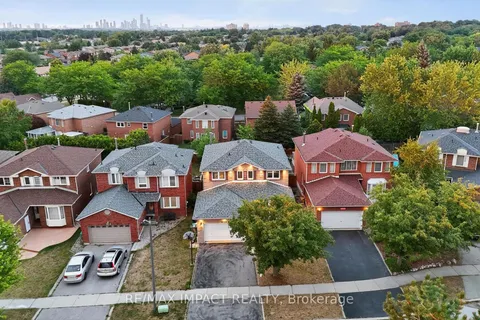 4086 Rossland Crescent, ON L5L 4B8