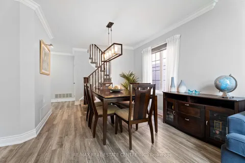 19 Mcnally Street, ON L7G 6B7