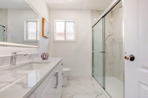 31 Garibaldi Drive, ON L6X 4Z2