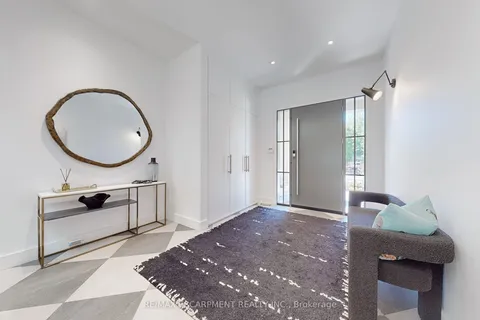 977 Gorton Avenue, ON L7T 1S6