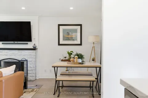 424 Plains Road, ON L7T 1G9