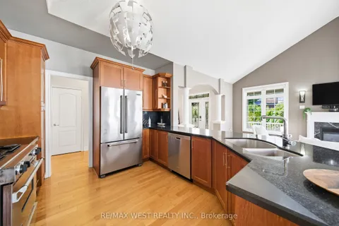 1 Nova Scotia Road, ON L6Y 5K8