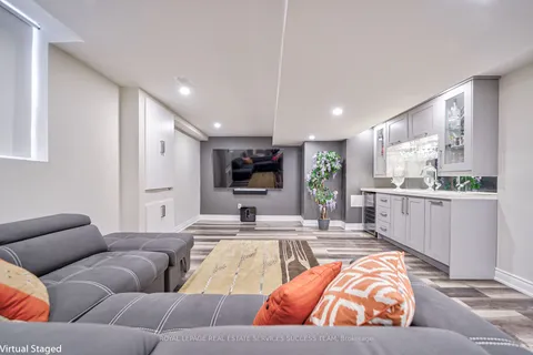 5354 Mallory Road, ON L5M 0J3