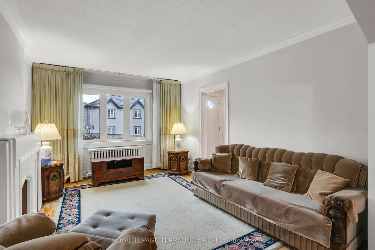 110 Cameron Avenue, ON M6M 1R3