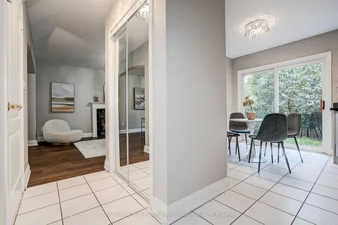 1652 Beaty Trail, ON L9T 5Z7