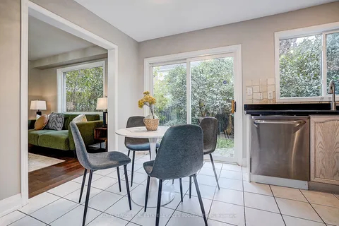 1652 Beaty Trail, ON L9T 5Z7