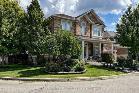 25 Sawston Circle, ON L7A 2N7