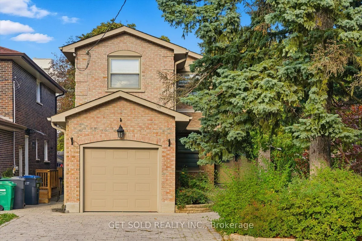 18 Mill Street, ON L6Y 1S5