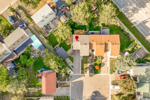 18 Juliette Square, ON L6S 2M6