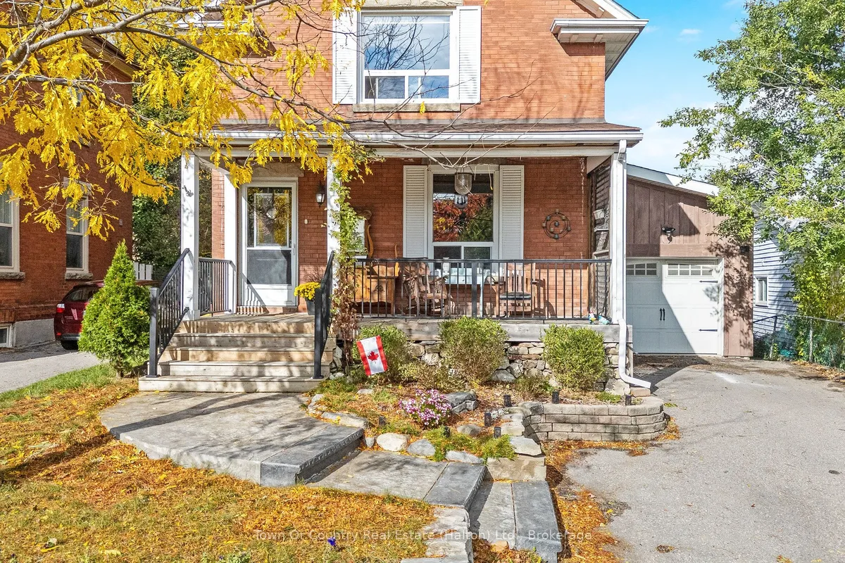 10 English Street, ON L6X 1L4