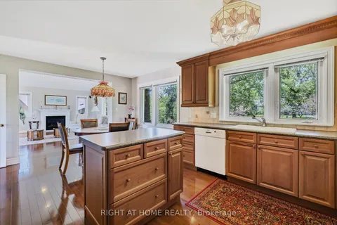 42 Valleyview Road, ON L6Z 4P9