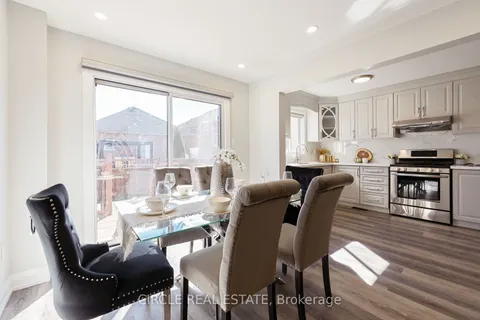 32 Torada Court, ON L7A 1H6