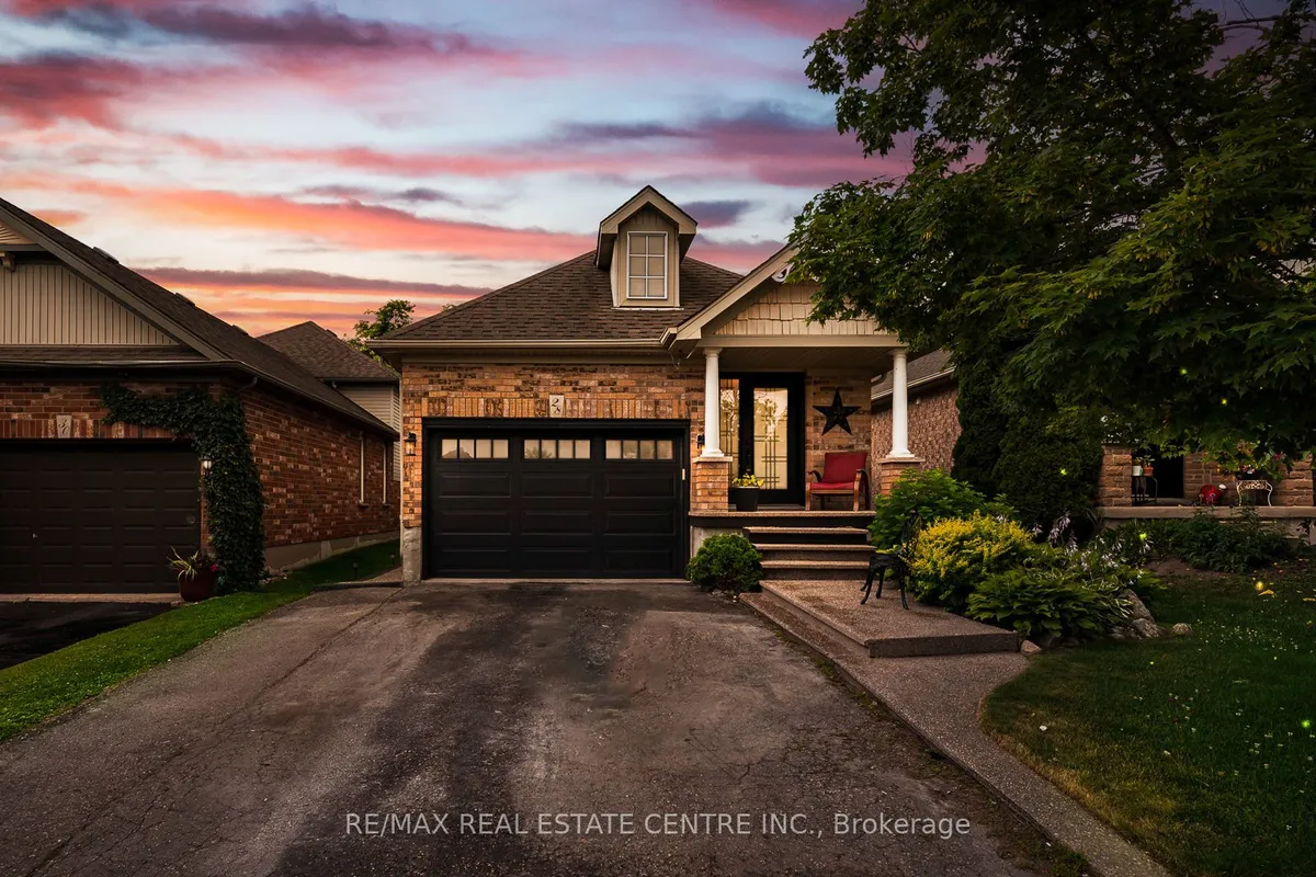 28 Henderson Street, ON L9W 5G1