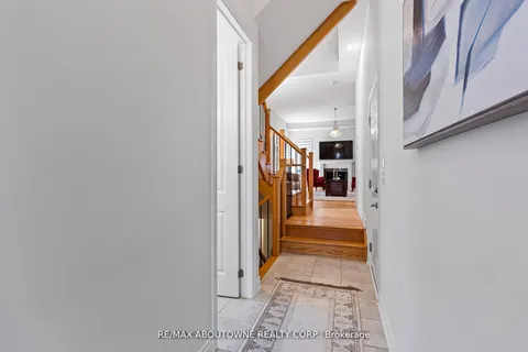 3470 Clayton Trail, ON L6H 0Y9