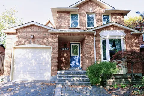 1554 Parish Lane, ON L6M 2Z6