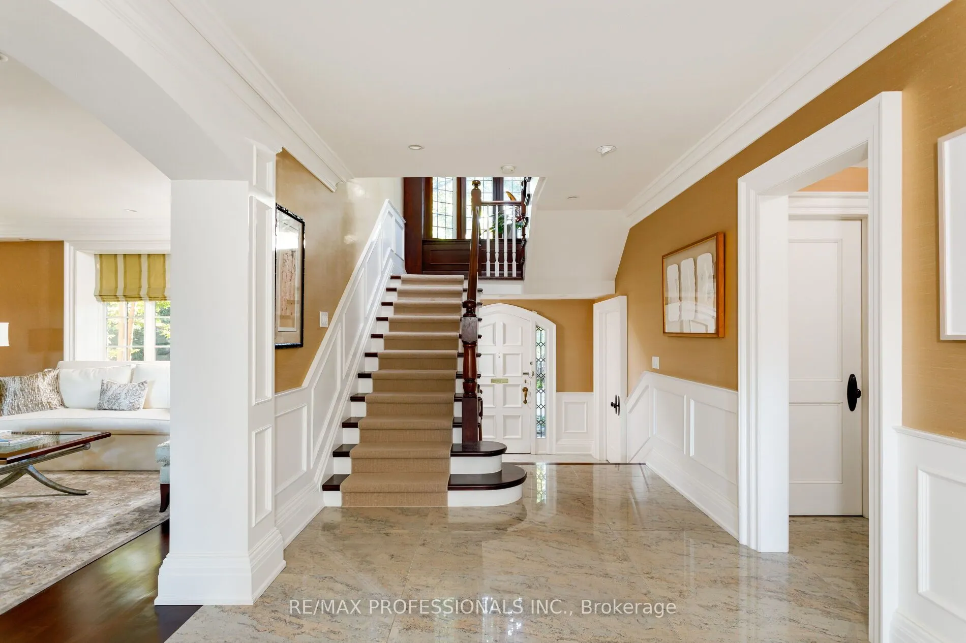 43 The Kingsway N/A, ON M8X 2S9