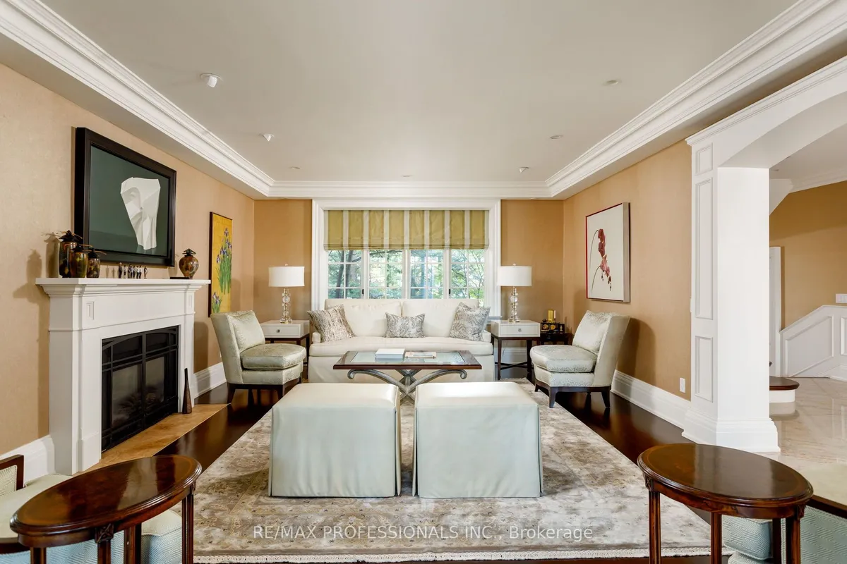 43 The Kingsway N/A, ON M8X 2S9