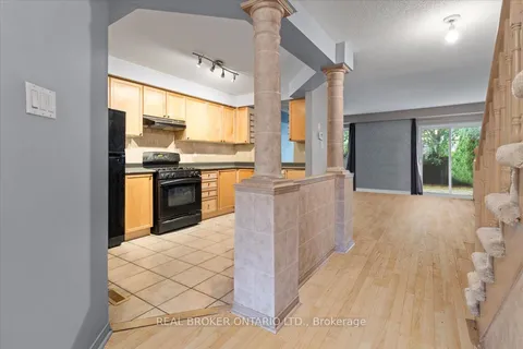 2069 Glenhampton Road, ON L6M 3W9