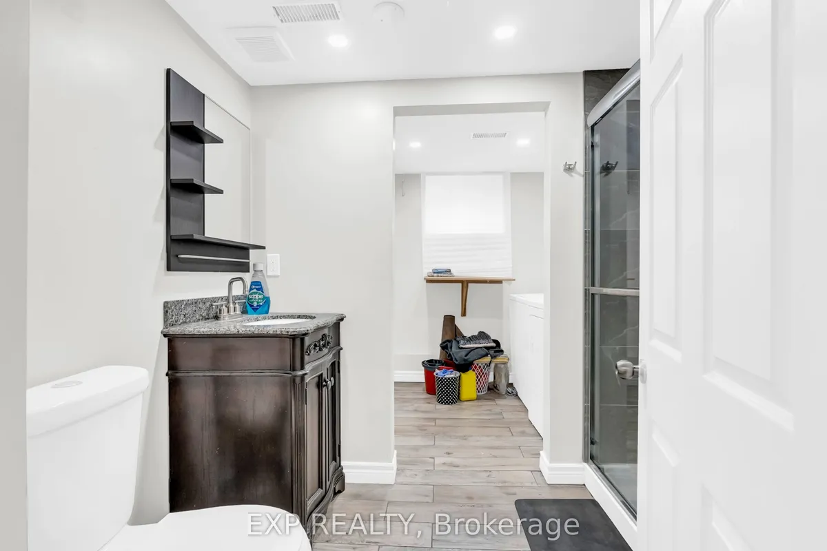 3 Harrow Street, ON L4T 1J2