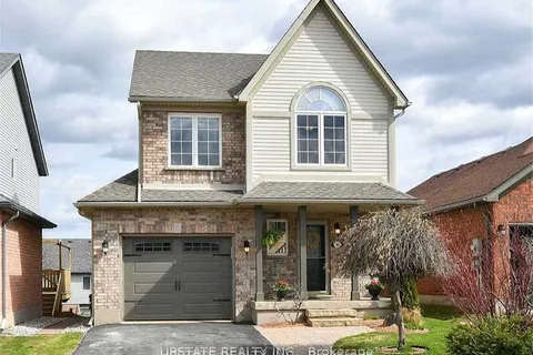 16 Settlers Road, ON L9W 5E3