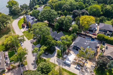 354 Country Club Crescent, ON L5J 2P8