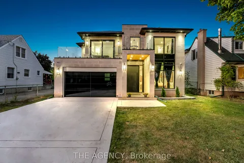 9 Earl Street, ON L5M 1N6