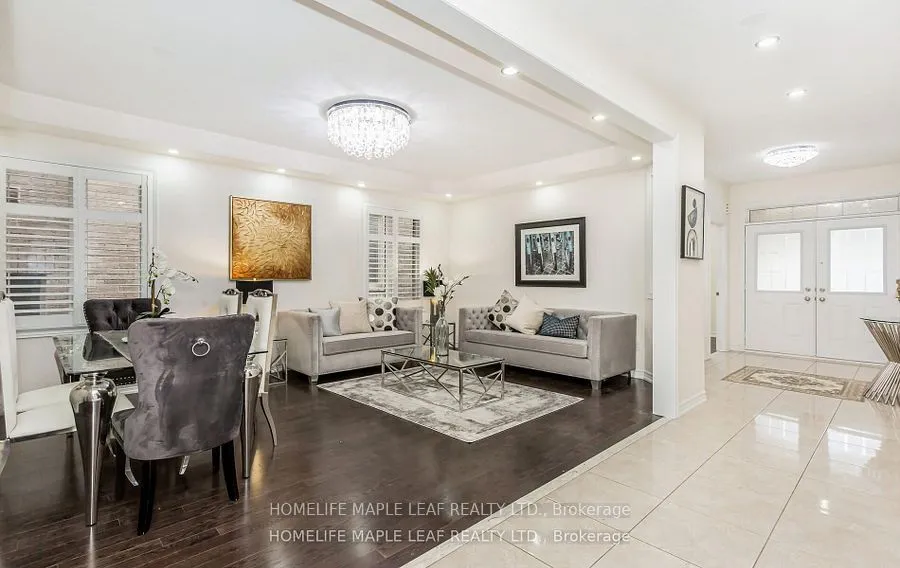 11 Cloverhaven Road, ON L6P 4E4