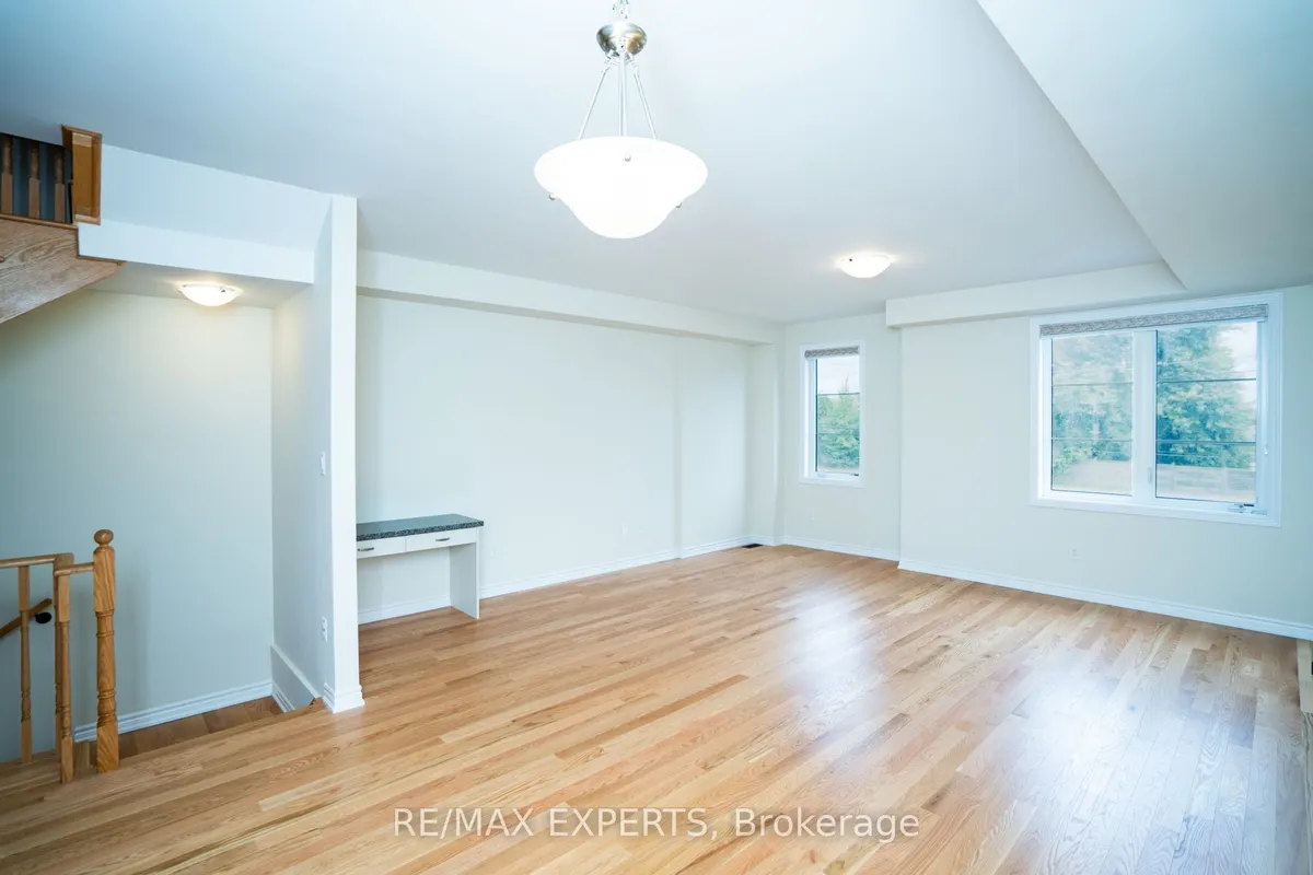 1455 NATIONAL COMMON Crescent, ON L7P 0V7