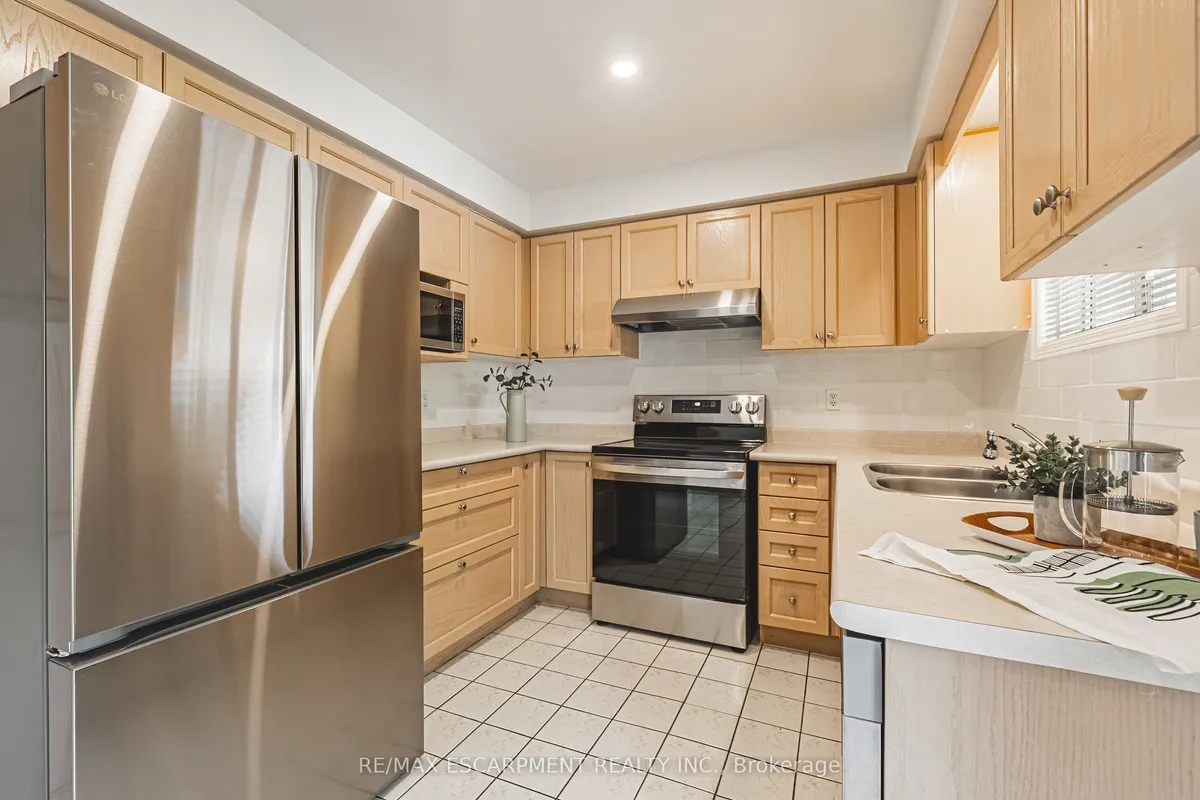 12 Summerfield Crescent, ON L6X 4L3