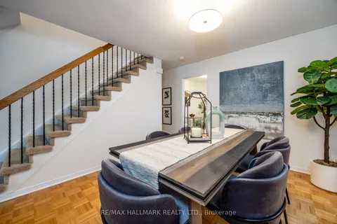 12 Outlook Garden Boulevard, ON M6N 4Z4