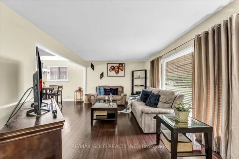 53 Dorchester Drive, ON L6T 3E2