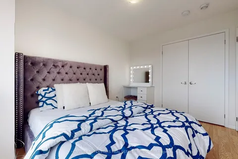 154 Landsbridge Street, ON L7E 2C8