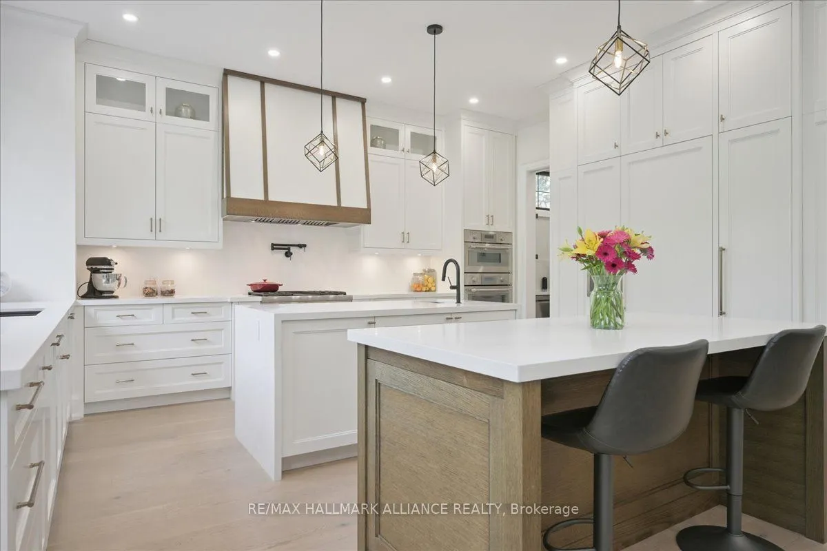 1225 Baldwin Drive, ON L6J 2W4