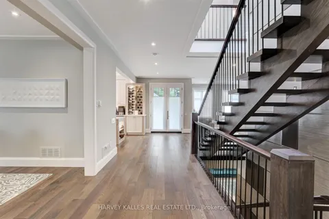 366 Galt Avenue, ON L6J 3P3