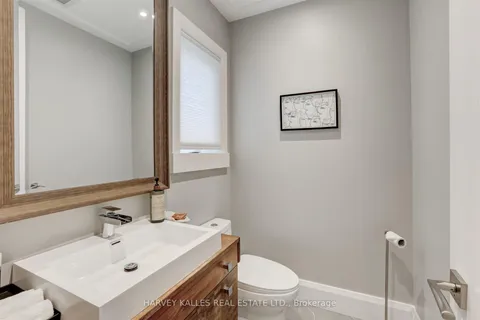 366 Galt Avenue, ON L6J 3P3