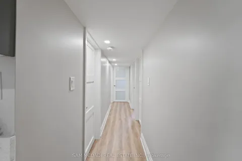 1987 Deanhome Road, ON L5J 2K6