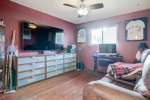 22 Jade Crescent, ON L6S 3H1