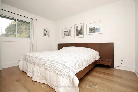 645 Castleguard Crescent, ON L7N 2W7