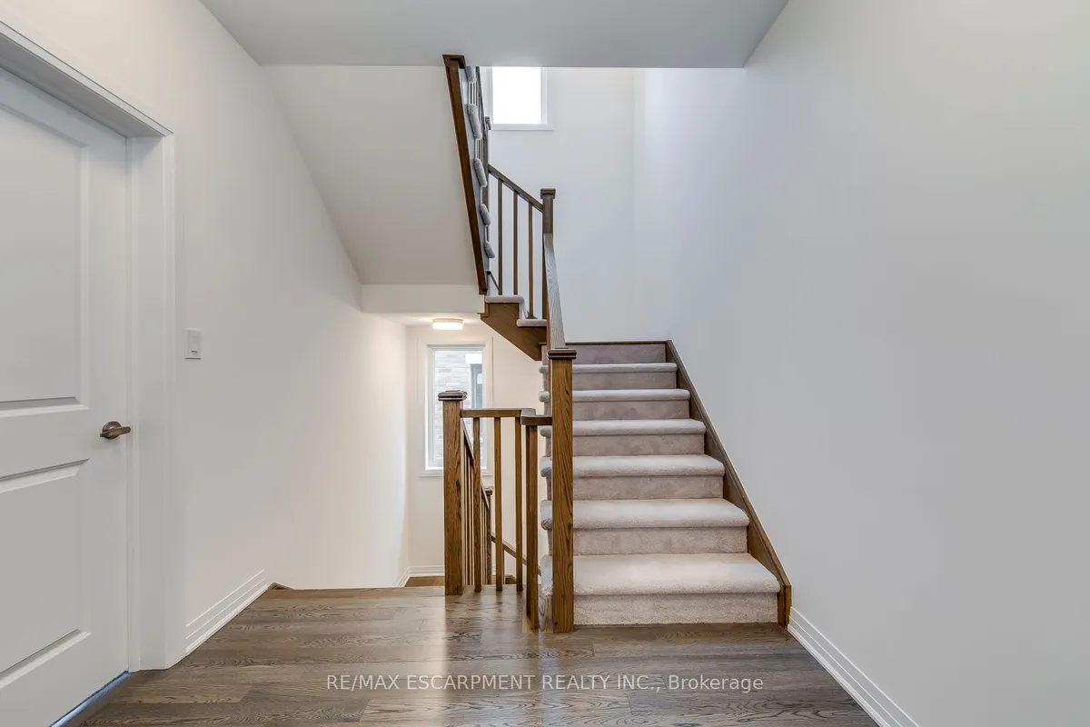 3262 Crystal Drive, ON L6M 4K1