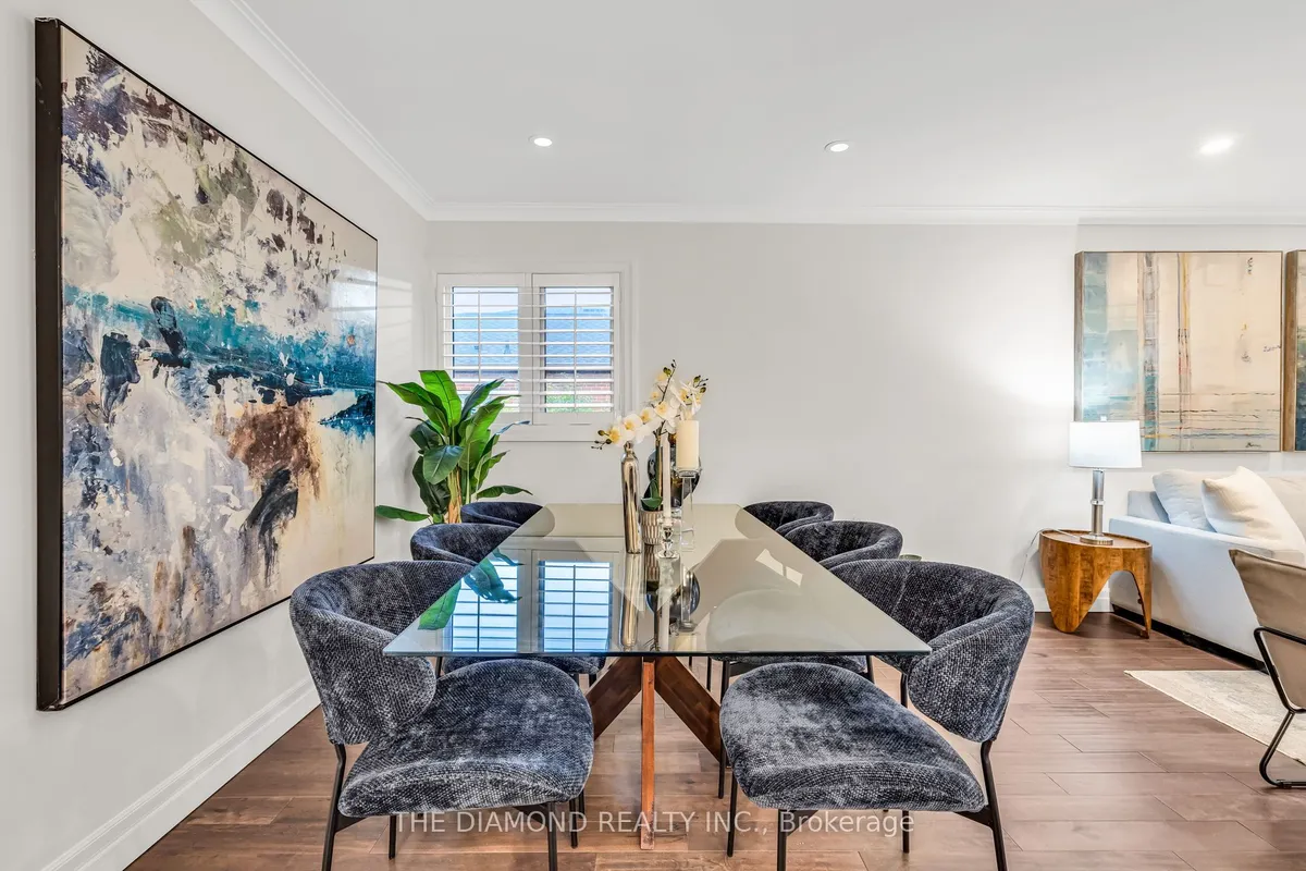 10 Cranston Road, ON M9B 3X8