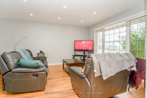 41 Aberdeen Crescent, ON L6T 2P8