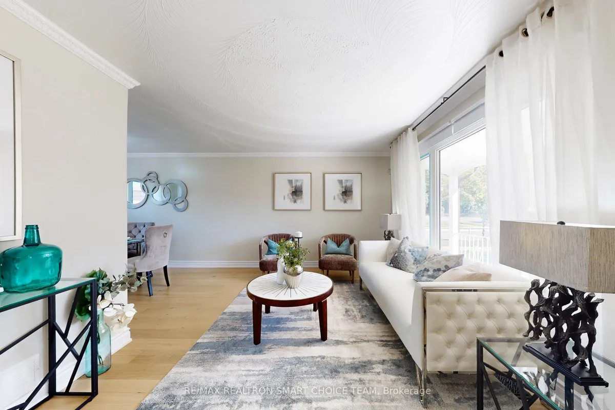 16 Frith Road, ON M3N 1G1