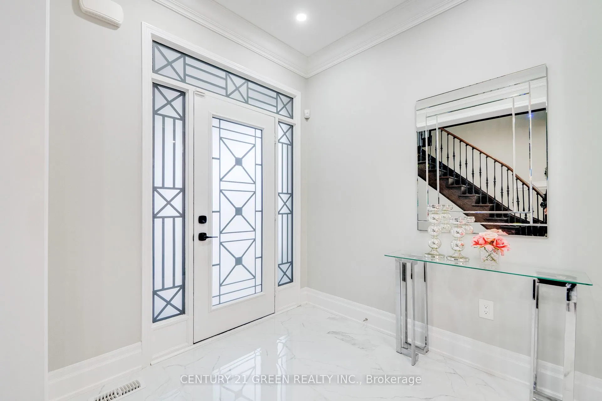 1436 Connaught Terrace, ON L9E 0B2