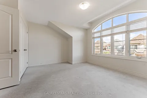 1226 Mcphedran Point, ON L9E 1J8