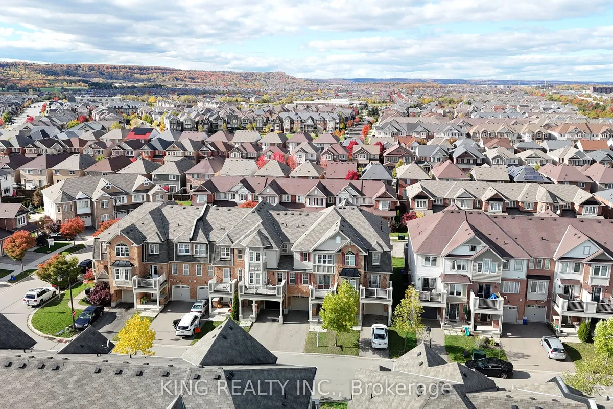 245 Septimus Heights, ON L9T 8N7