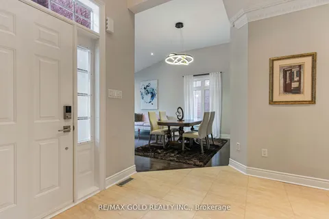 1593 Hallstone Road, ON L6Y 5K8